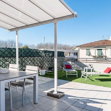 Sun Terrace Apartament *